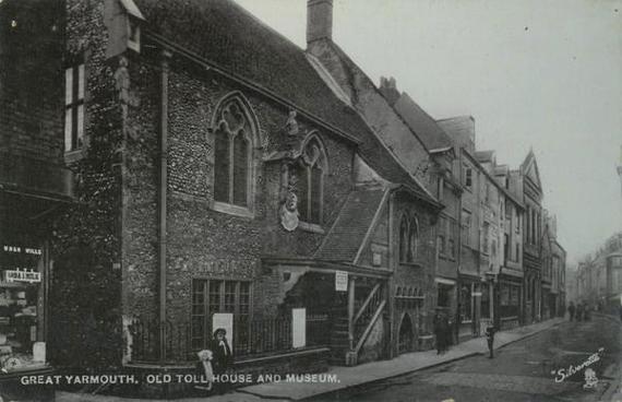 Image representing Winter Talk: A History of Witches in Great Yarmouth